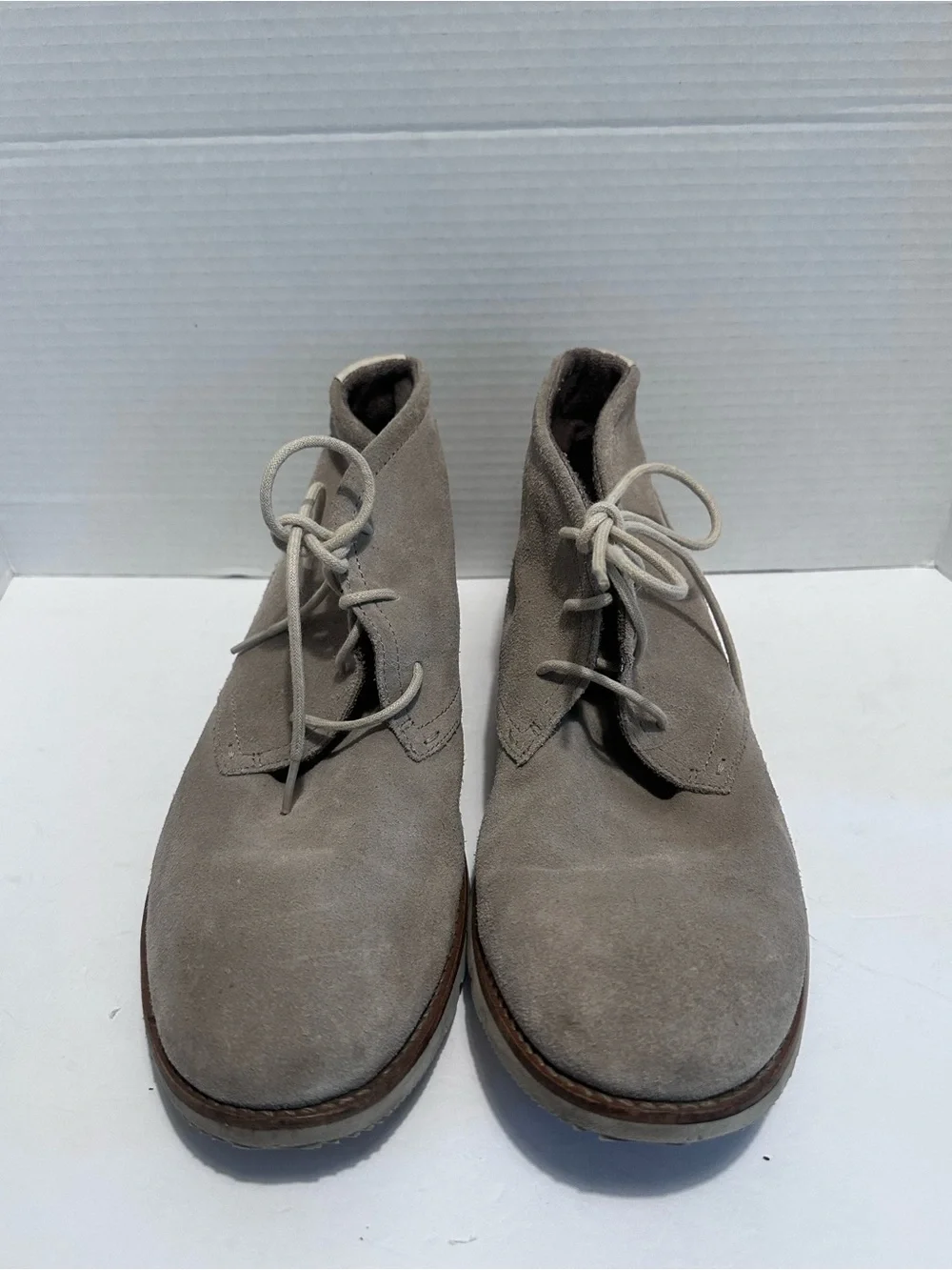 Rockport Men's Taupe Suede Chukka Boots Lace-Up size 10.5